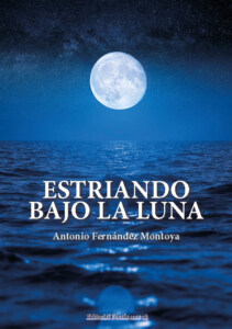 Cubierta de Estriando bajo la luna